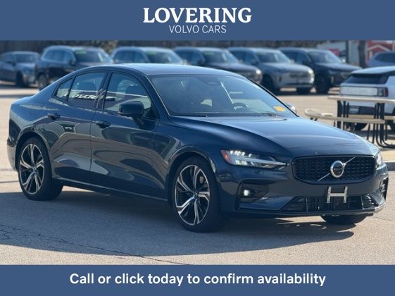 2023 Volvo S60 Sedan 