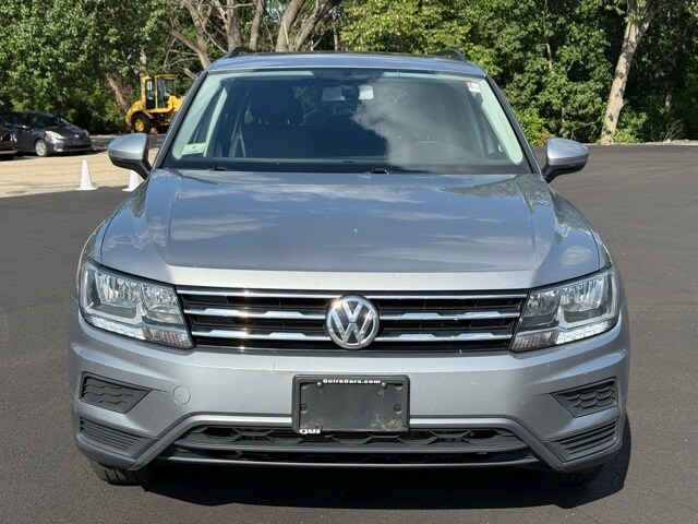 2021 Volkswagen Tiguan SE photo 2