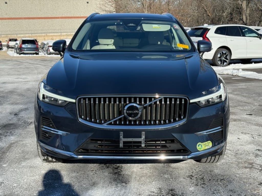 Certified 2023 Volvo XC60 Recharge Plug-In Hybrid T8 Plus Bright Theme SUV