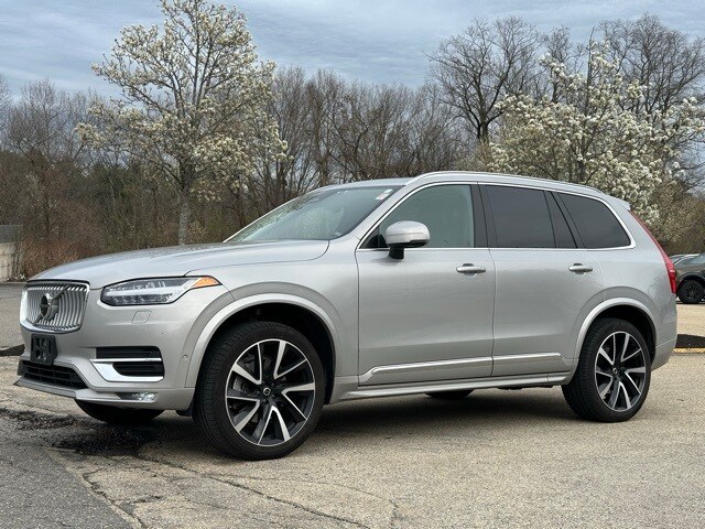 2024 Volvo XC90 Plus photo 3