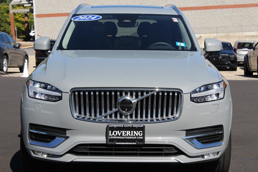 2024 Volvo XC90 Plus photo 3