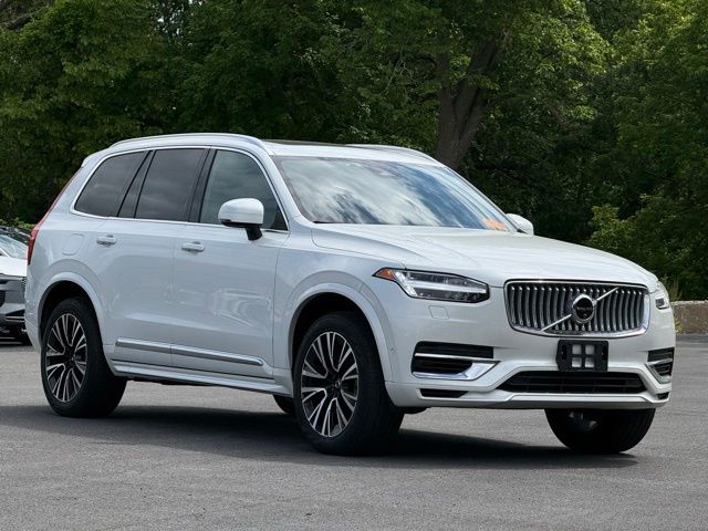 2025 Volvo XC90 T8 Recharge Plus Bright 7-Seat 4WD's photo