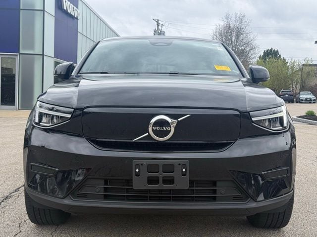 Used 2023 Volvo C40 Core with VIN YV4ED3GK0P2039587 for sale in Nashua, NH