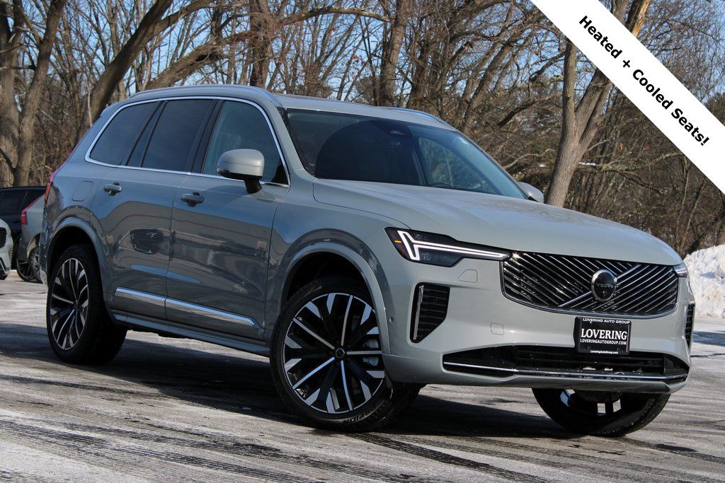 Gray (Vapour Grey) 2026 Volvo XC90 B6 Ultra 7-Passenger AWD SUV / Crossover All-Wheel Drive 8-Speed Automatic