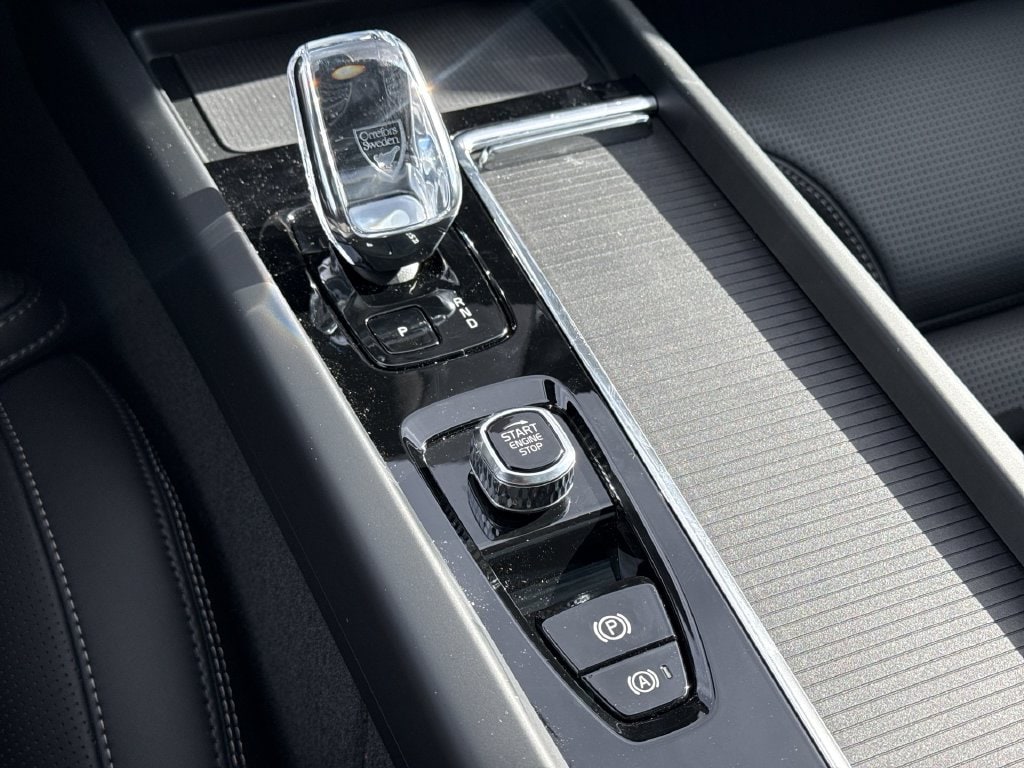 2026 Volvo XC60 Ultra - Photo 21