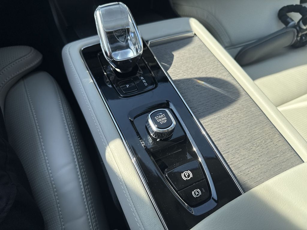2026 Volvo XC90 Ultra - Photo 20