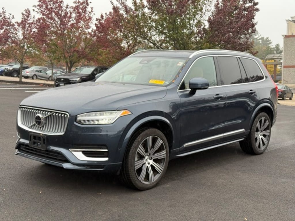Certified 2025 Volvo XC90 Plug-In Hybrid T8 Ultra SUV