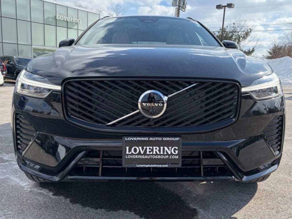 New 2026 Volvo XC60 B5 Plus SUV