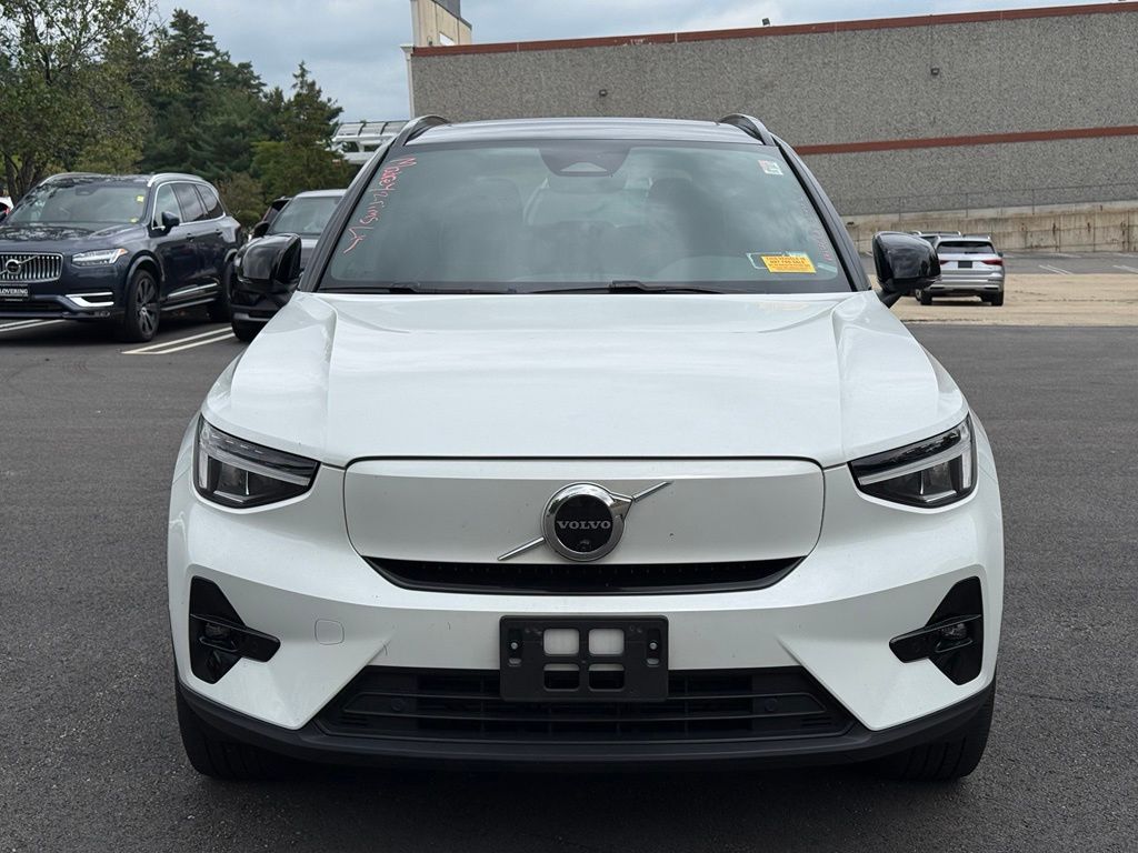 Used 2023 Volvo XC40 Plus with VIN YV4ED3UL9P2107740 for sale in Nashua, NH