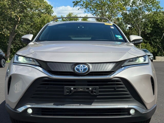 2023 Toyota Venza XLE photo 2