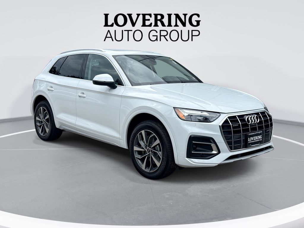 2021 Audi Q5 45 Premium Plus's photo