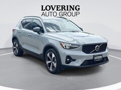 2026 Volvo XC40 B5 Plus SUV