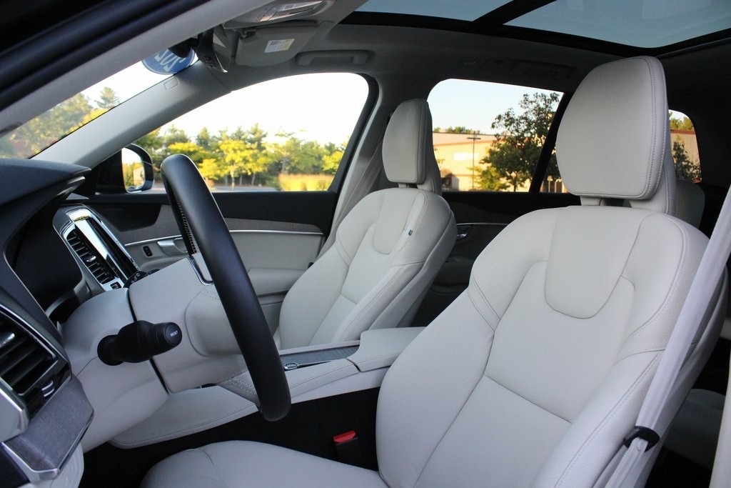 Certified 2023 Volvo XC90 Recharge Plug-In Hybrid T8 Plus 6 Passenger SUV