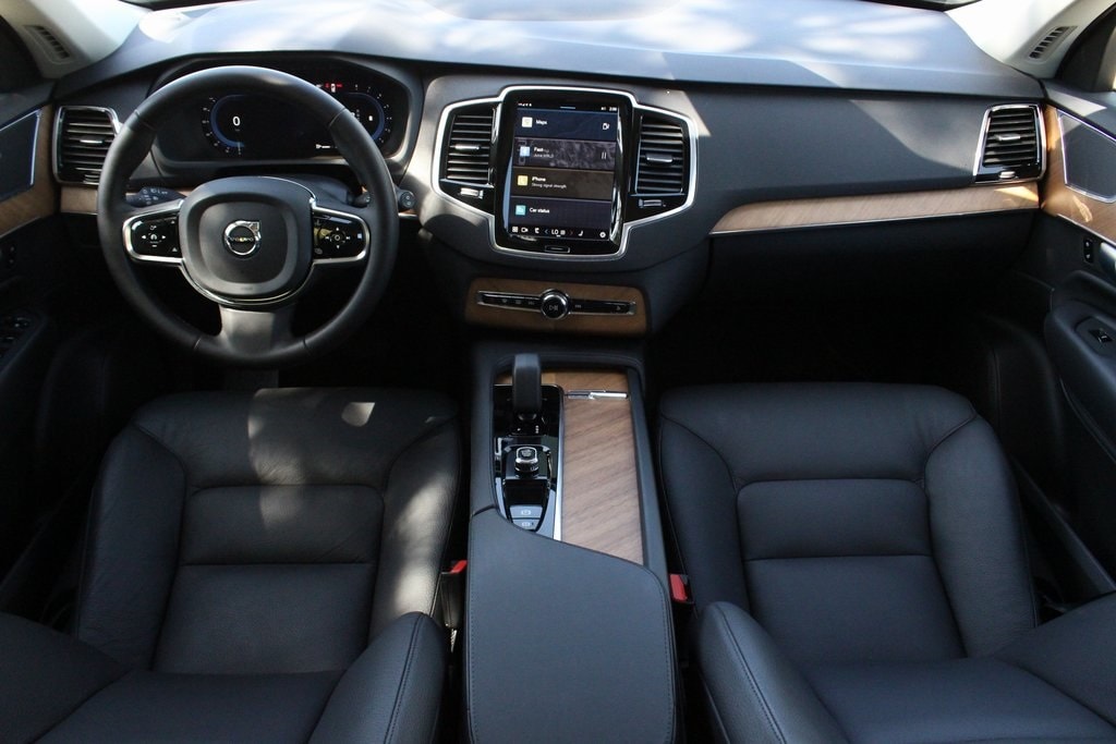 Certified 2024 Volvo XC90 Plus with VIN YV4L12PE9R1237890 for sale in Nashua, NH