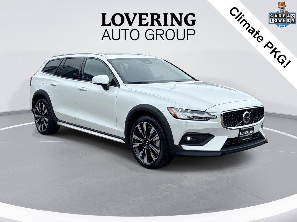 2025 Volvo V60 Cross Country