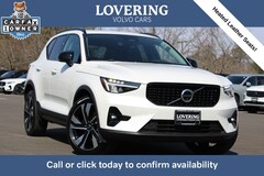 2025 Volvo XC40 B5 Plus Dark Theme SUV