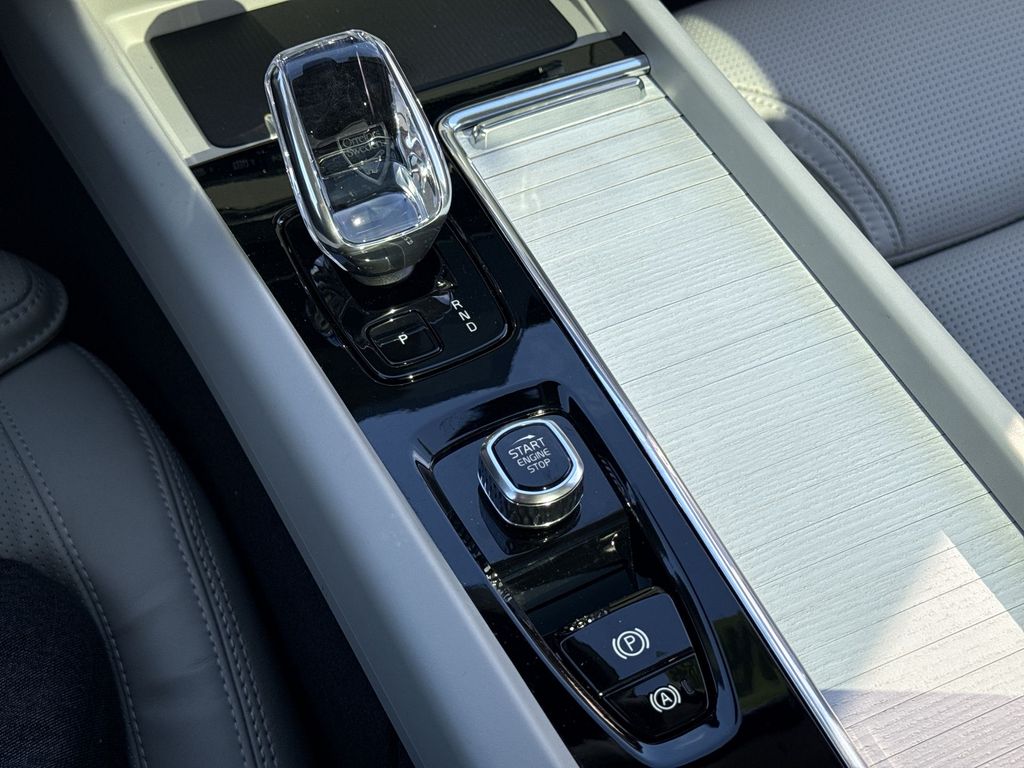 2026 Volvo XC60 Ultra - Photo 20