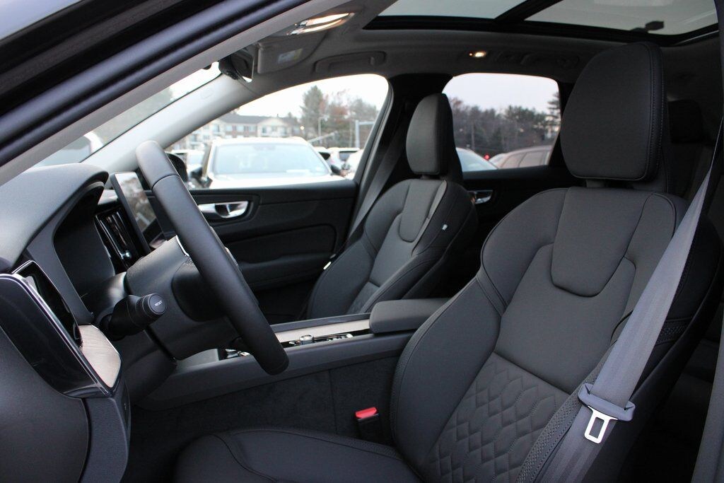 New 2026 Volvo XC60 B5 Plus SUV