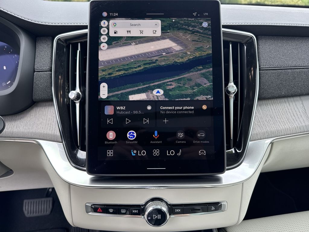 2026 Volvo XC90 Ultra - Photo 14