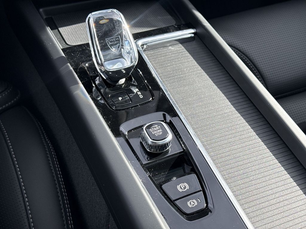 2026 Volvo XC60 Ultra - Photo 20