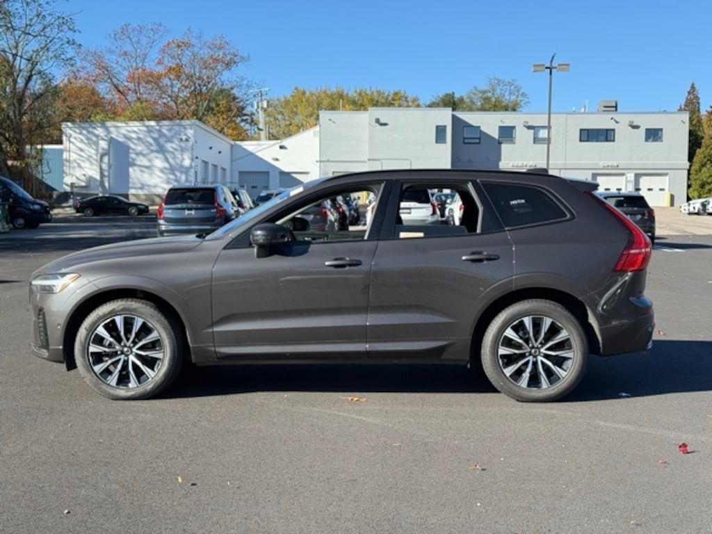 Certified 2025 Volvo XC60 B5 Plus SUV
