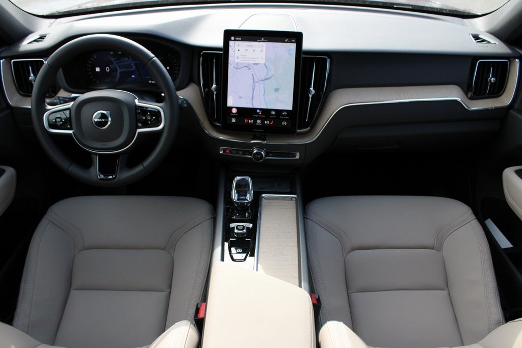 New 2026 Volvo XC60 B5 Plus SUV