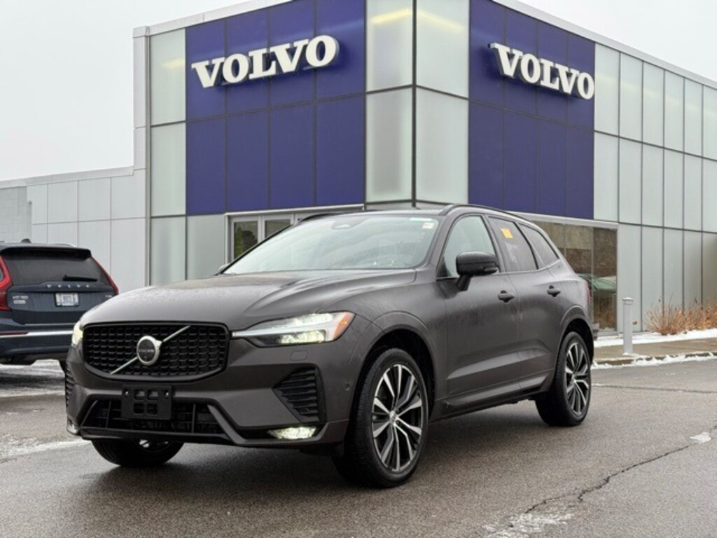 Used 2025 Volvo XC60 B5 Plus SUV