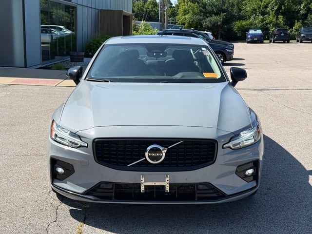 7JRL12TL2RG285804