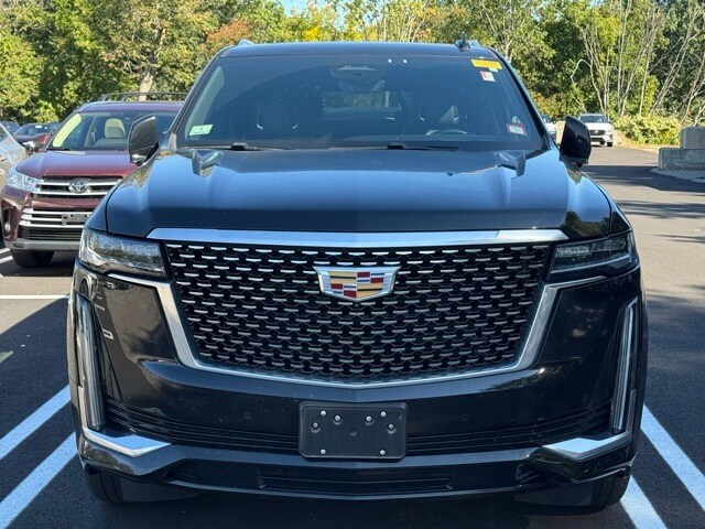 2021 Cadillac Escalade Premium Luxury photo 2