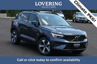 2026 Volvo XC40 B5 Core SUV