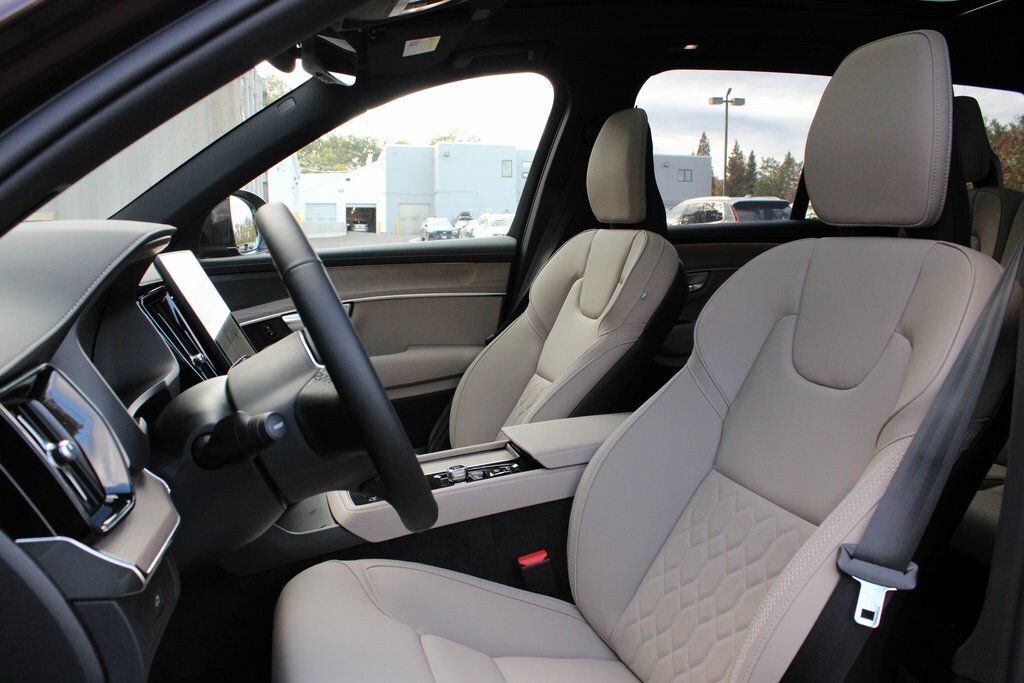 New 2026 Volvo XC90 B5 Plus 7-Seater SUV