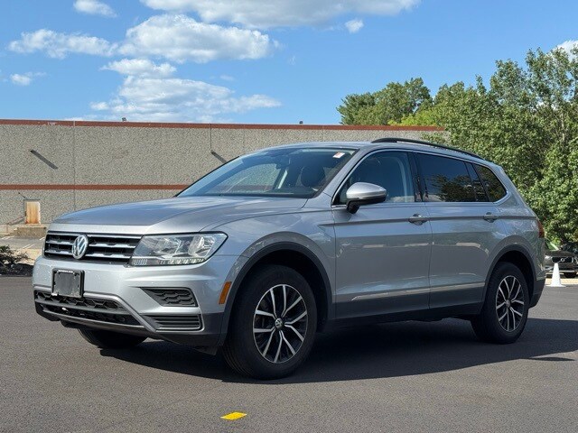 2021 Volkswagen Tiguan SE photo 2