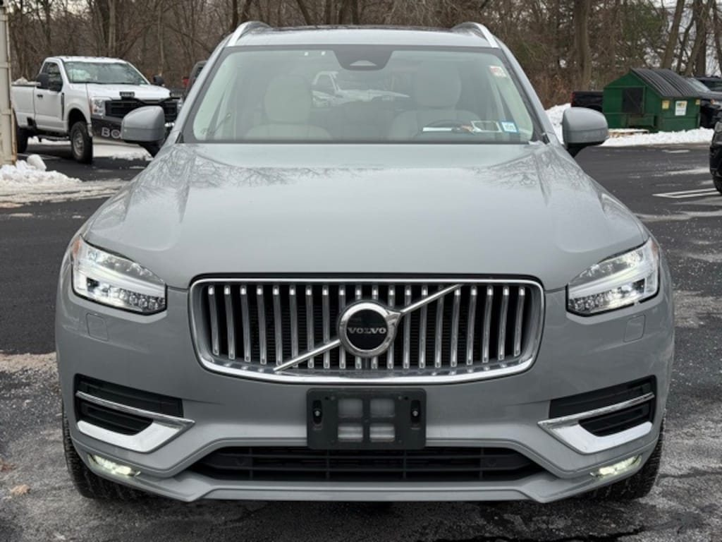 Certified 2024 Volvo XC90 B5 Core SUV