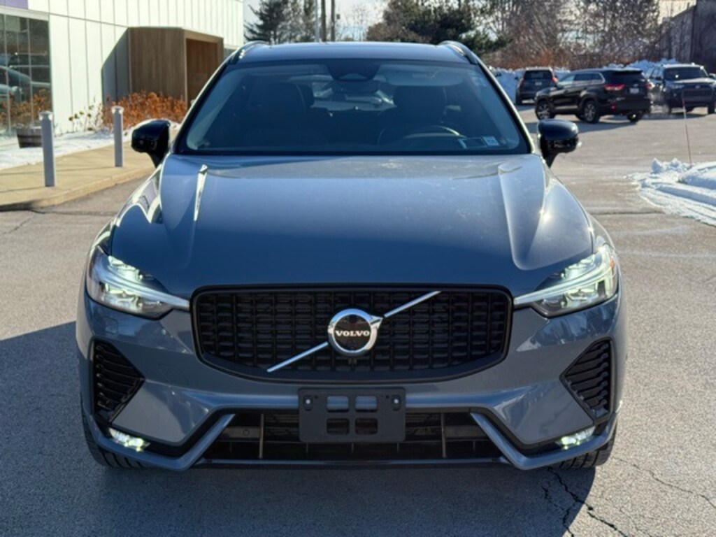 Used 2023 Volvo XC60 B5 Plus Dark Theme SUV