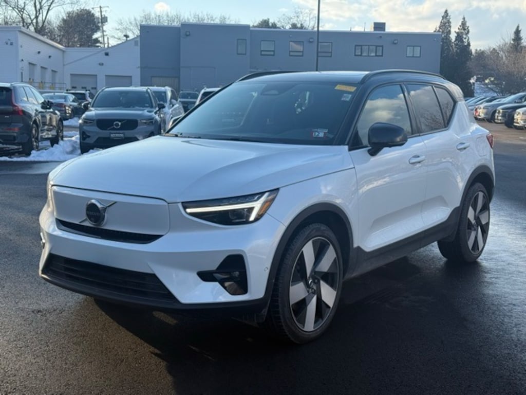 Certified 2024 Volvo XC40 Recharge Pure Electric Twin Plus SUV