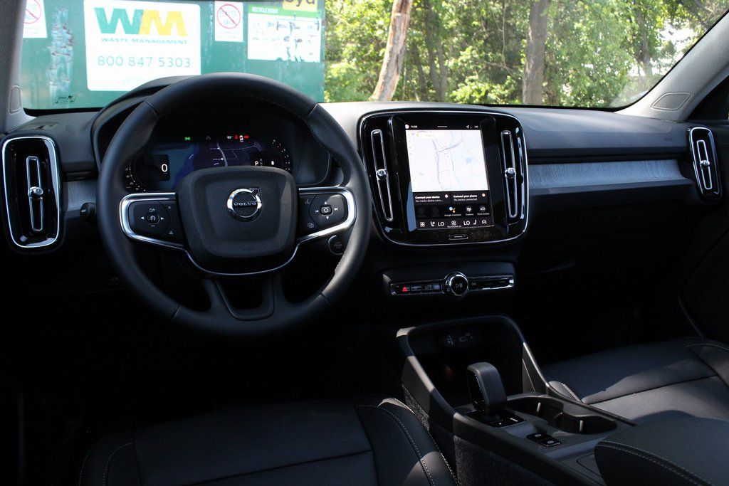 2026 Volvo XC40 Core - Photo 20