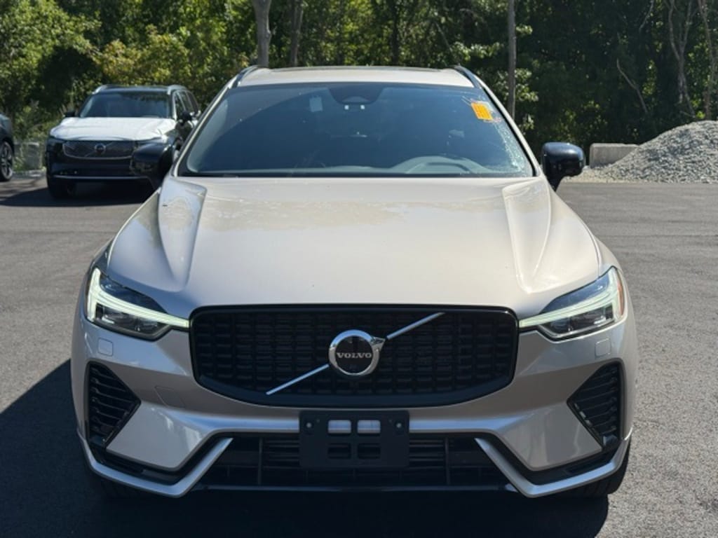 Certified 2023 Volvo XC60 Recharge Plug-In Hybrid T8 Plus Dark Theme SUV