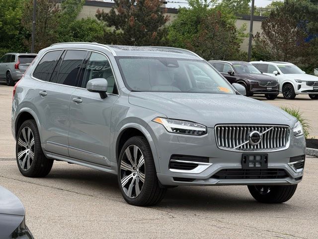 2025 Volvo XC90 T8 Recharge Ultra Bright 4WD's photo