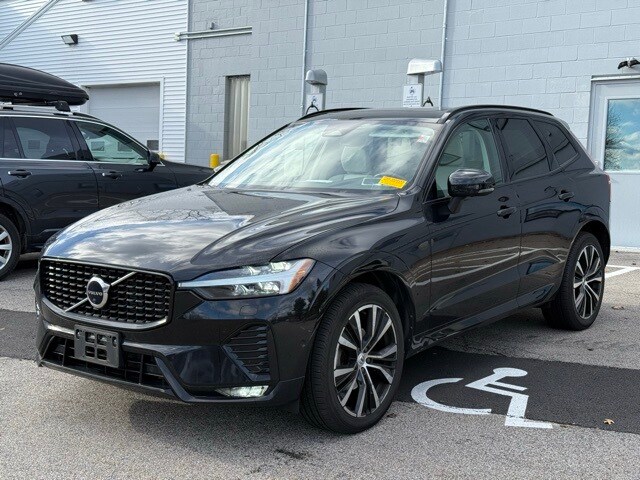 2023 Volvo XC60 B5 Plus photo 3