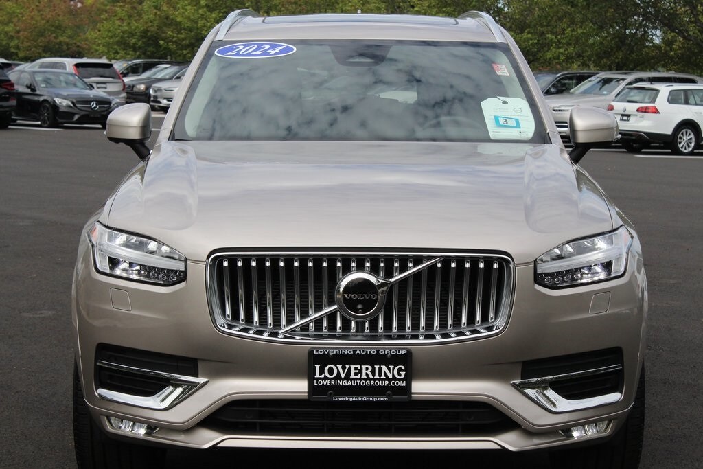 2024 Volvo XC90 Plus photo 3
