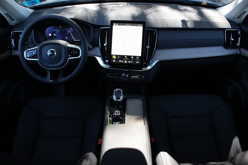 New 2026 Volvo XC90 B6 Plus 7-Seater SUV