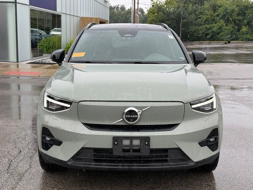 Used 2024 Volvo XC40 Ultimate with VIN YV4ER3XM8R2233757 for sale in Nashua, NH