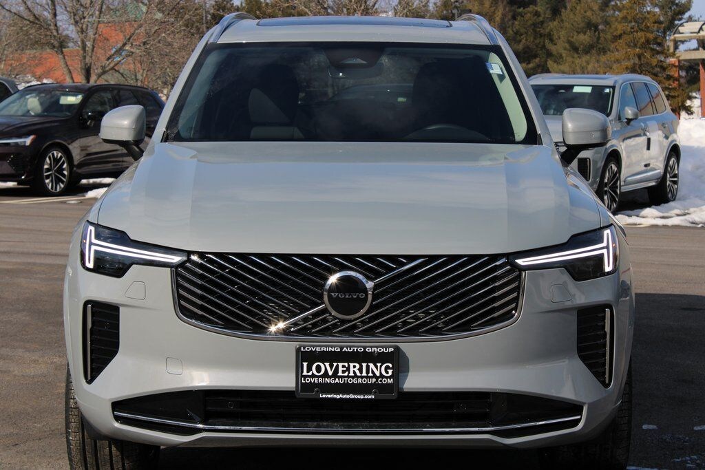 New 2026 Volvo XC90 B5 Core SUV