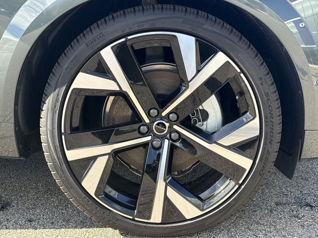 2026 Volvo XC60 Ultra - Photo 10