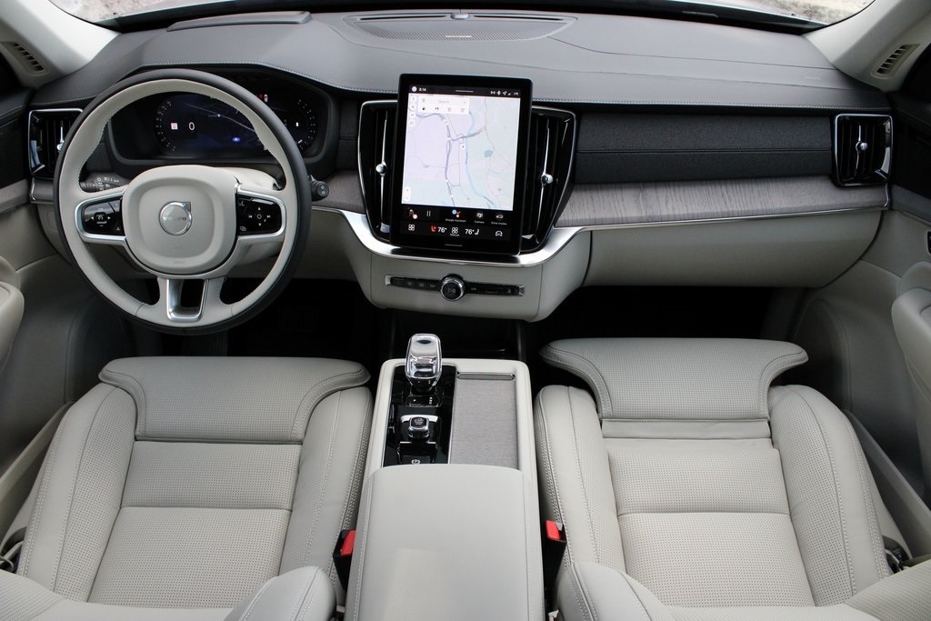 New 2026 Volvo XC90 B6 Ultra 7-Seater SUV