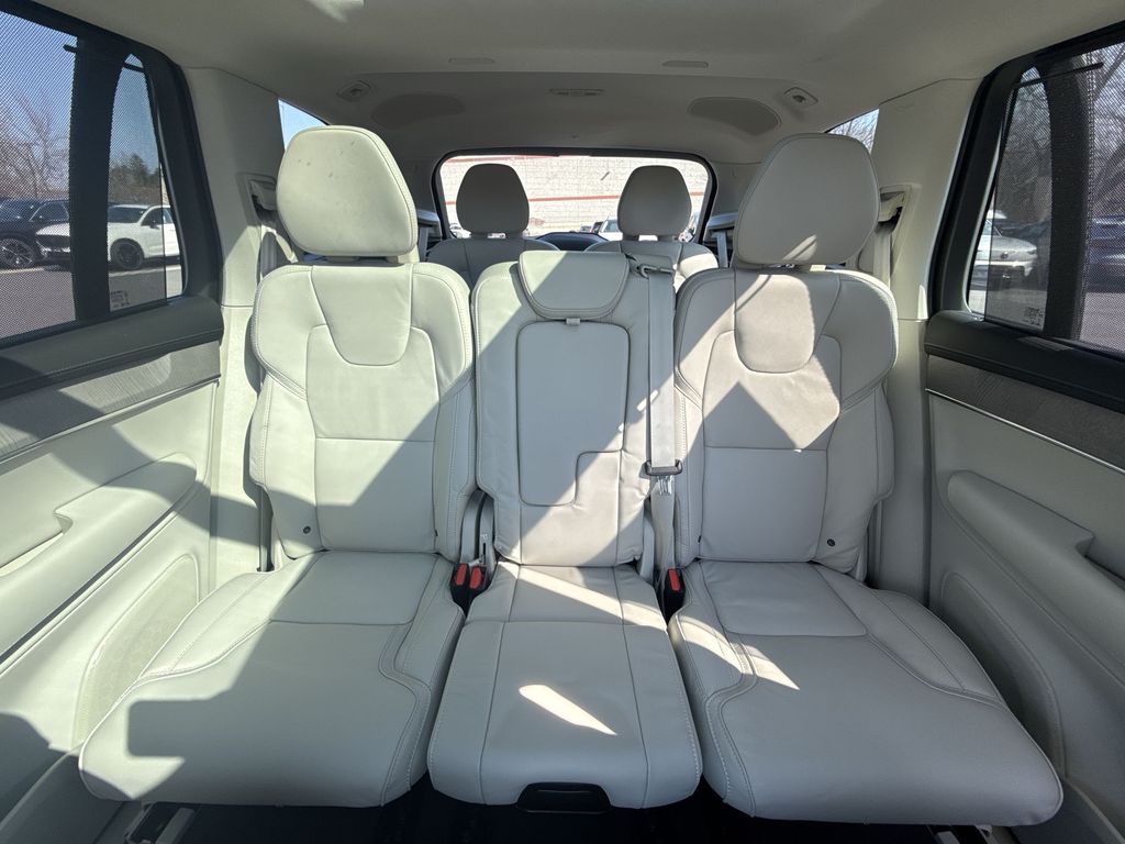 2026 Volvo XC90 Ultra - Photo 21