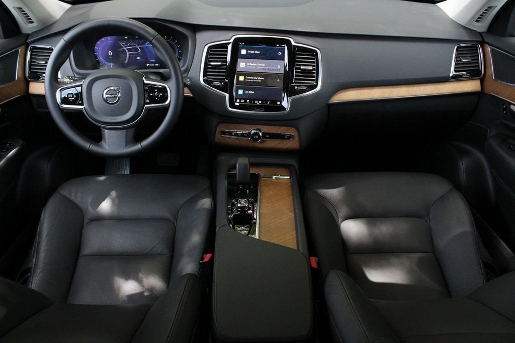 Certified 2024 Volvo XC90 Plus with VIN YV4L12PEXR1236263 for sale in Nashua, NH