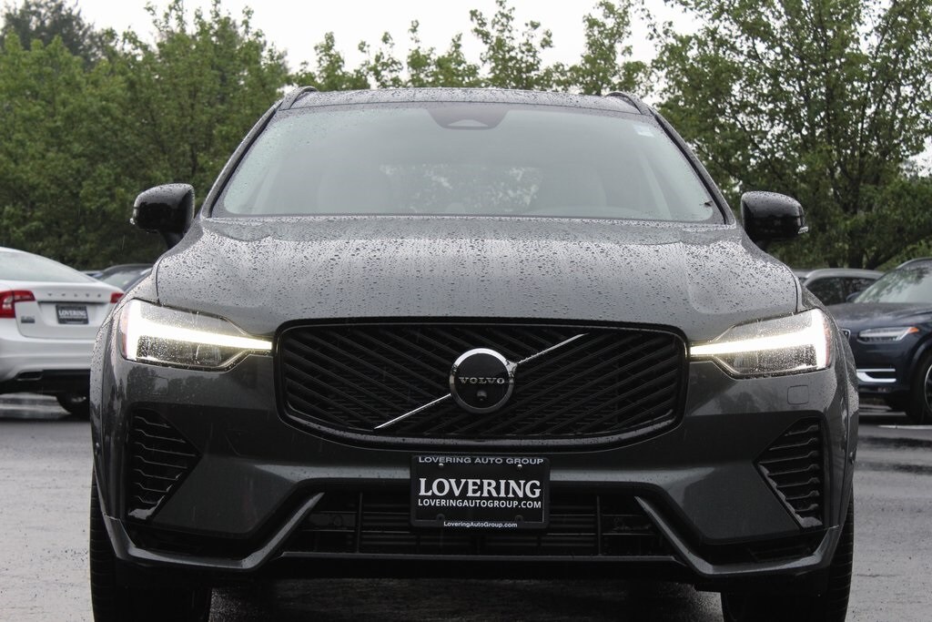 2026 Volvo XC60 Hybrid T8 photo 3