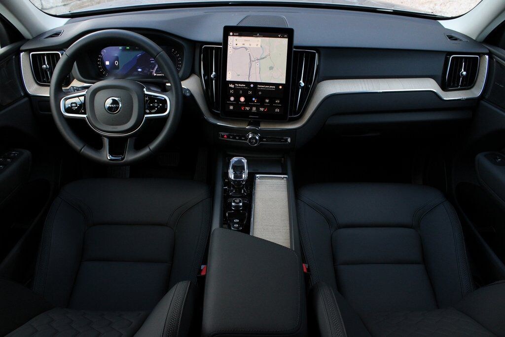 New 2026 Volvo XC60 B5 Plus SUV