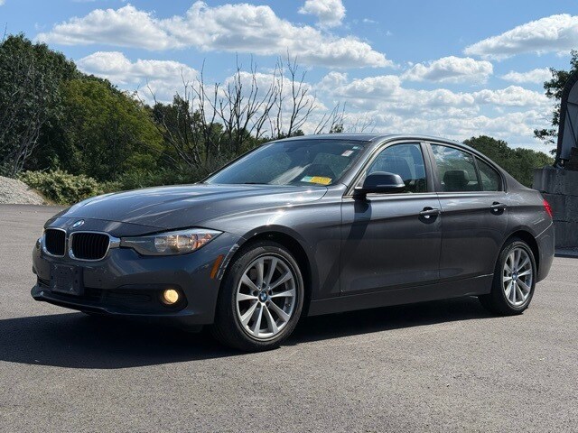 2016 Bmw 320i xDrive SA photo 2